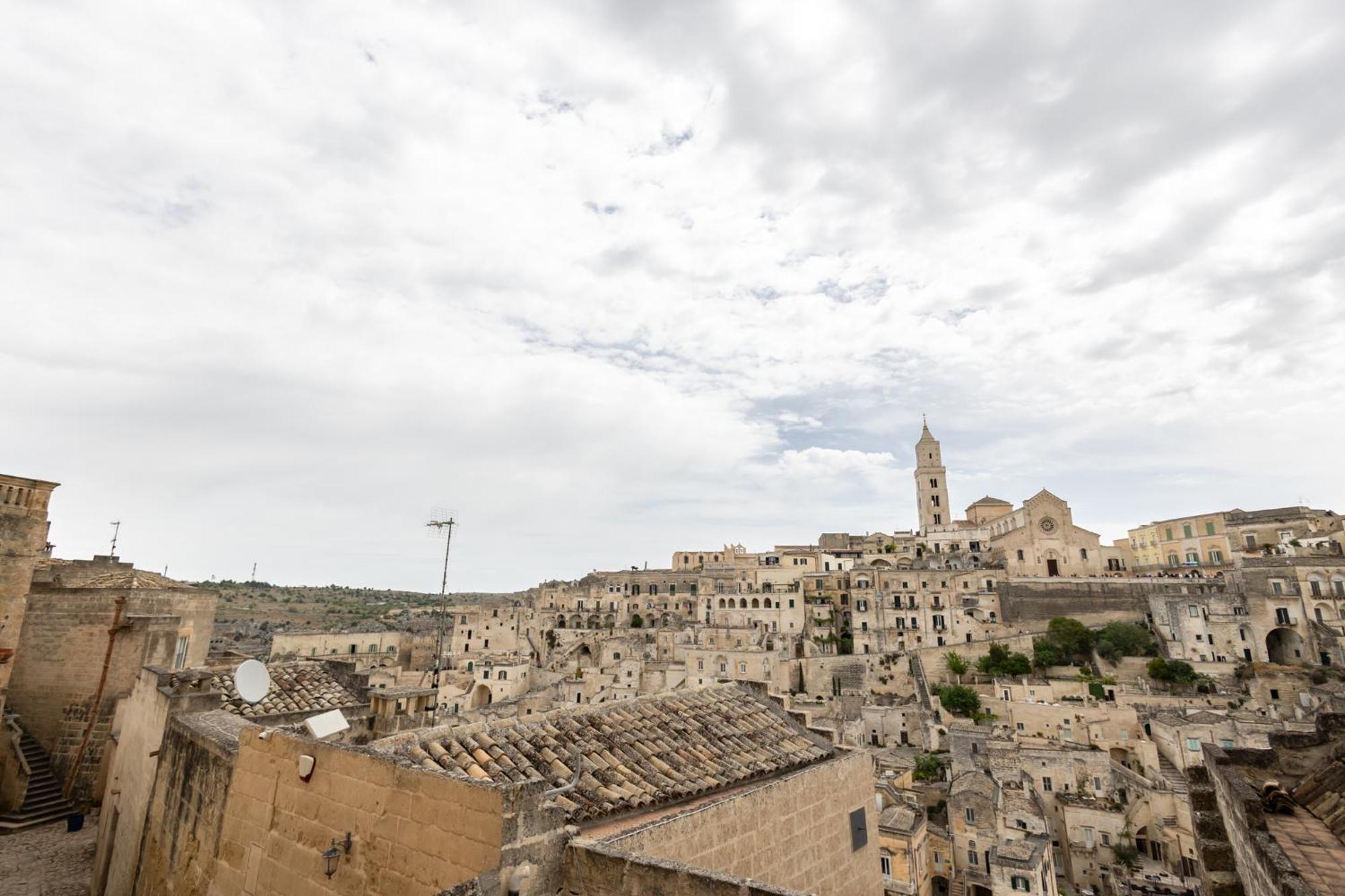 Antica Dimora Storica La Finestra Sul Campanile Villa Matera Exterior photo